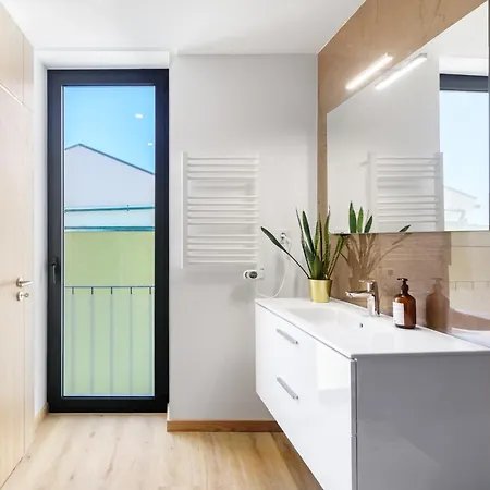 Lighthouse Апартаменты Порту